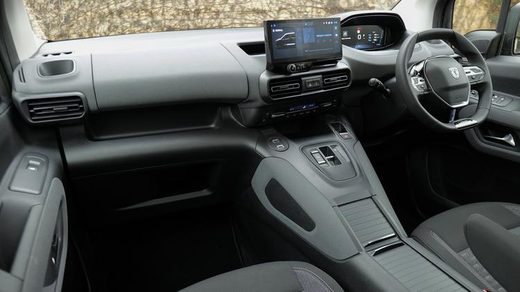 PEUGEOT E-RIFTER ELECTRIC ESTATE 100kW Allure 52kWh 5dr Auto